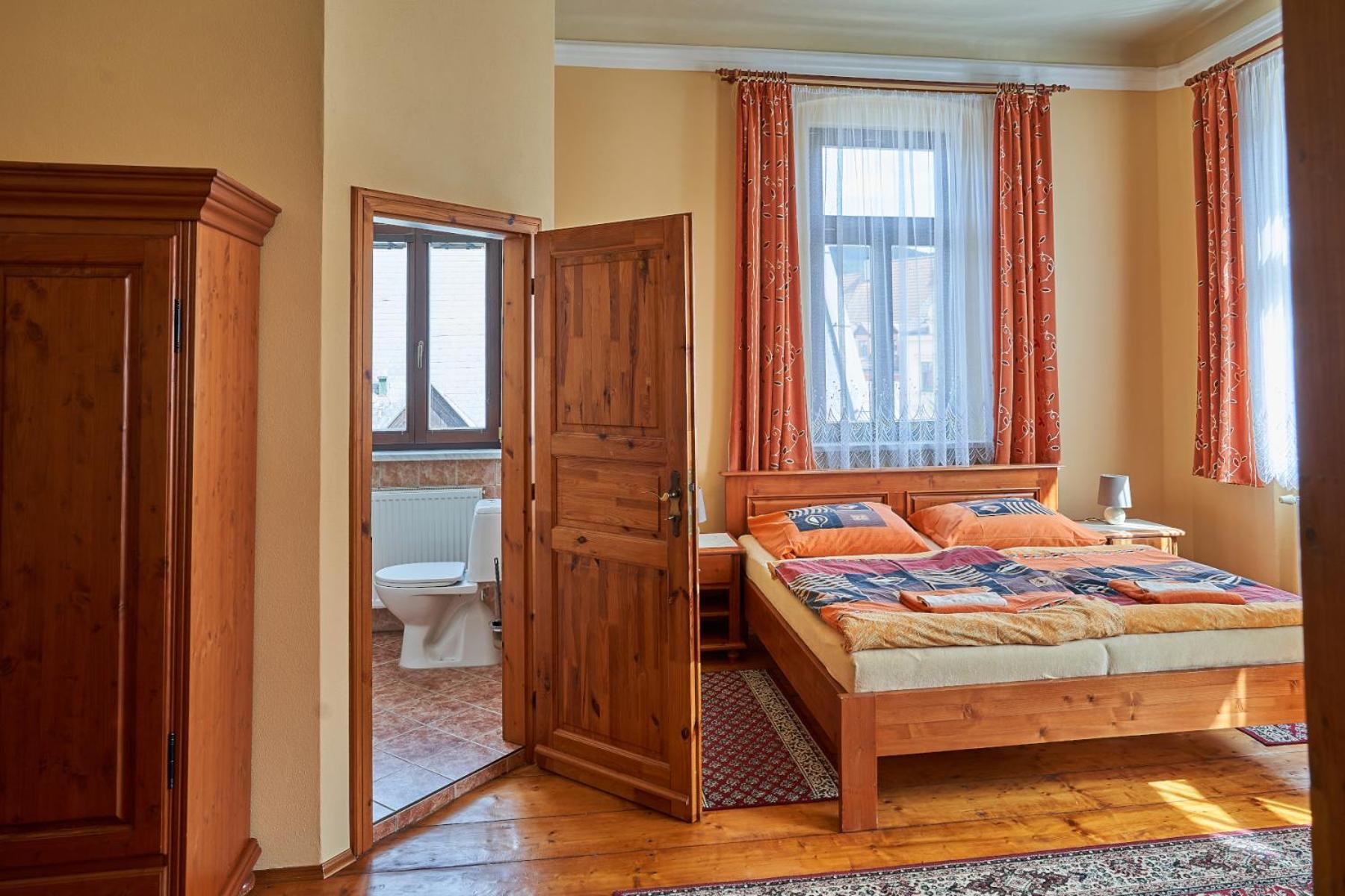 Pension Ulrika - Ubytovani Pod Hradem Loket ภายนอก รูปภาพ